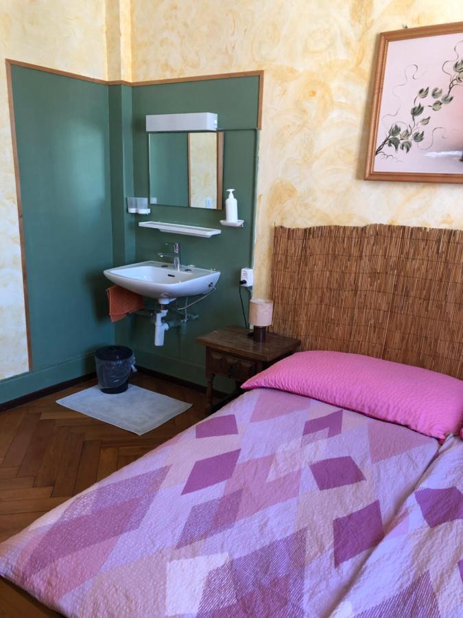 Chambres D'Hotes Le Passiflore Ле-Брене Экстерьер фото